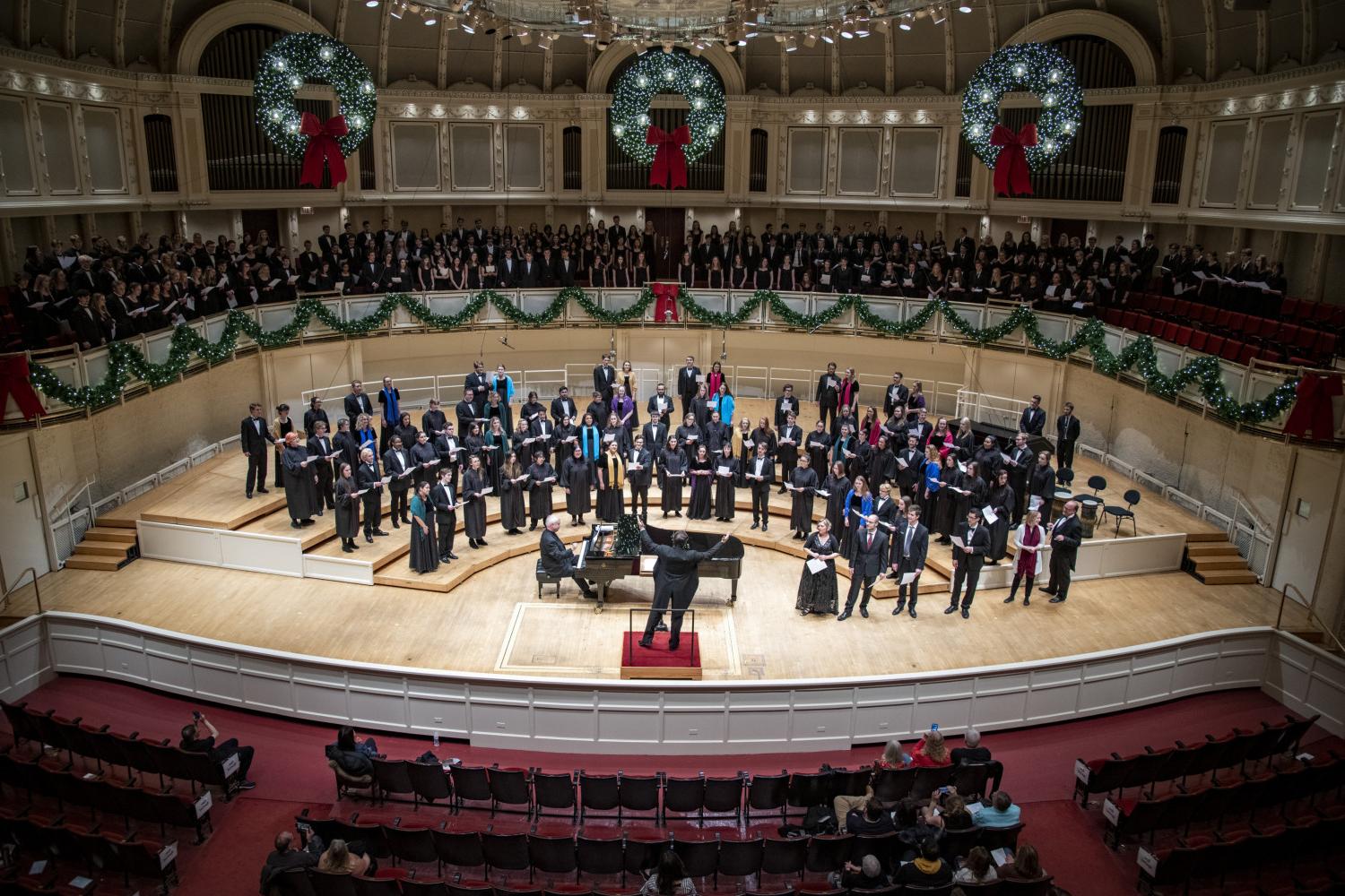 <a href='http://i1q6.grapevilla.com'>全球十大赌钱排行app</a>合唱团在芝加哥交响音乐厅演出.